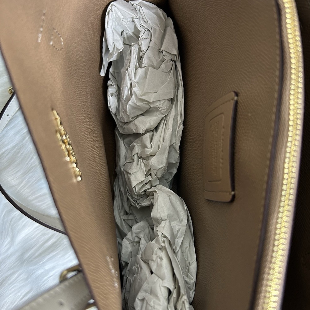 Coach Mollie Tote 25 Sand Chalk Signature Canvas Leather Bag NEW - Picture 4 of 13